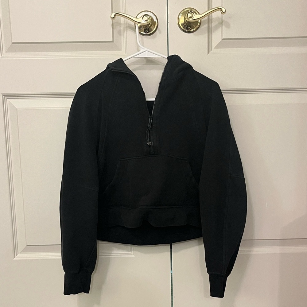 lululemon athletica black half zip scuba